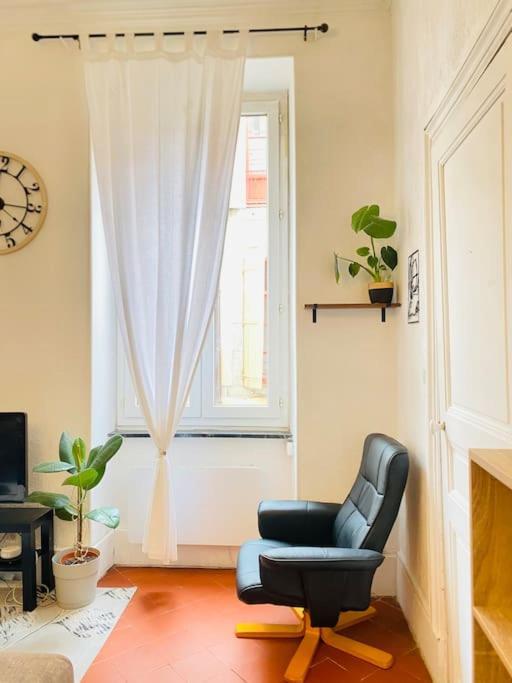 Le Jardin Secret De Nady Apartment Каркасон Екстериор снимка