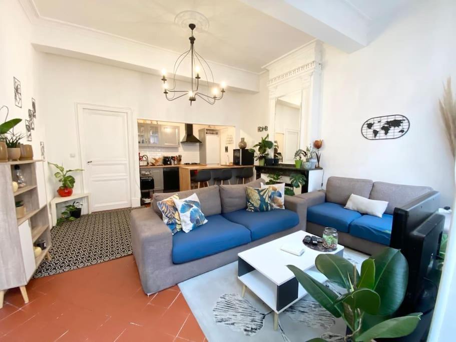Le Jardin Secret De Nady Apartment Каркасон Екстериор снимка