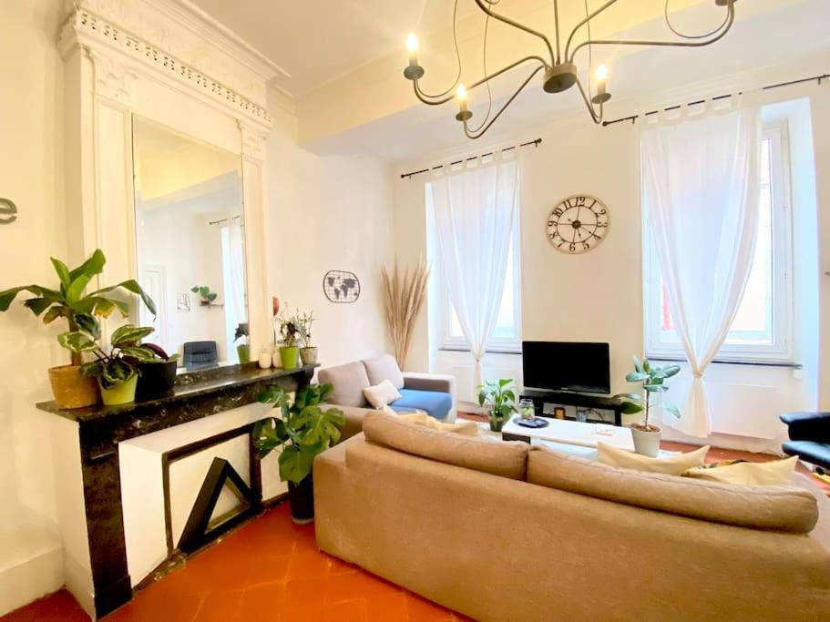 Le Jardin Secret De Nady Apartment Каркасон Екстериор снимка